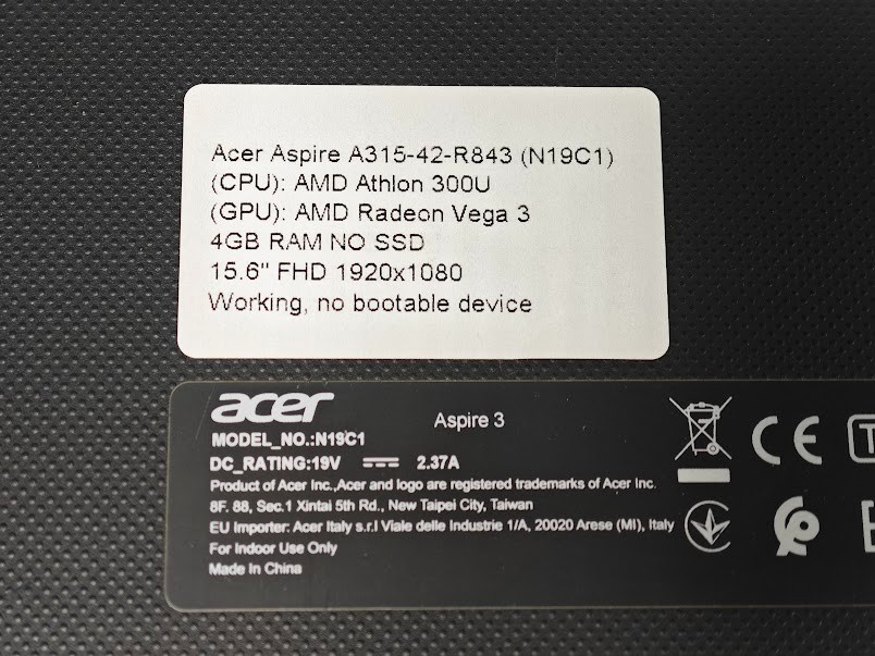 Acer Aspire A315-42-R843 (N19C1) Laptop AMD Athlon 300U, AMD Radeon Vega 3, 4GB