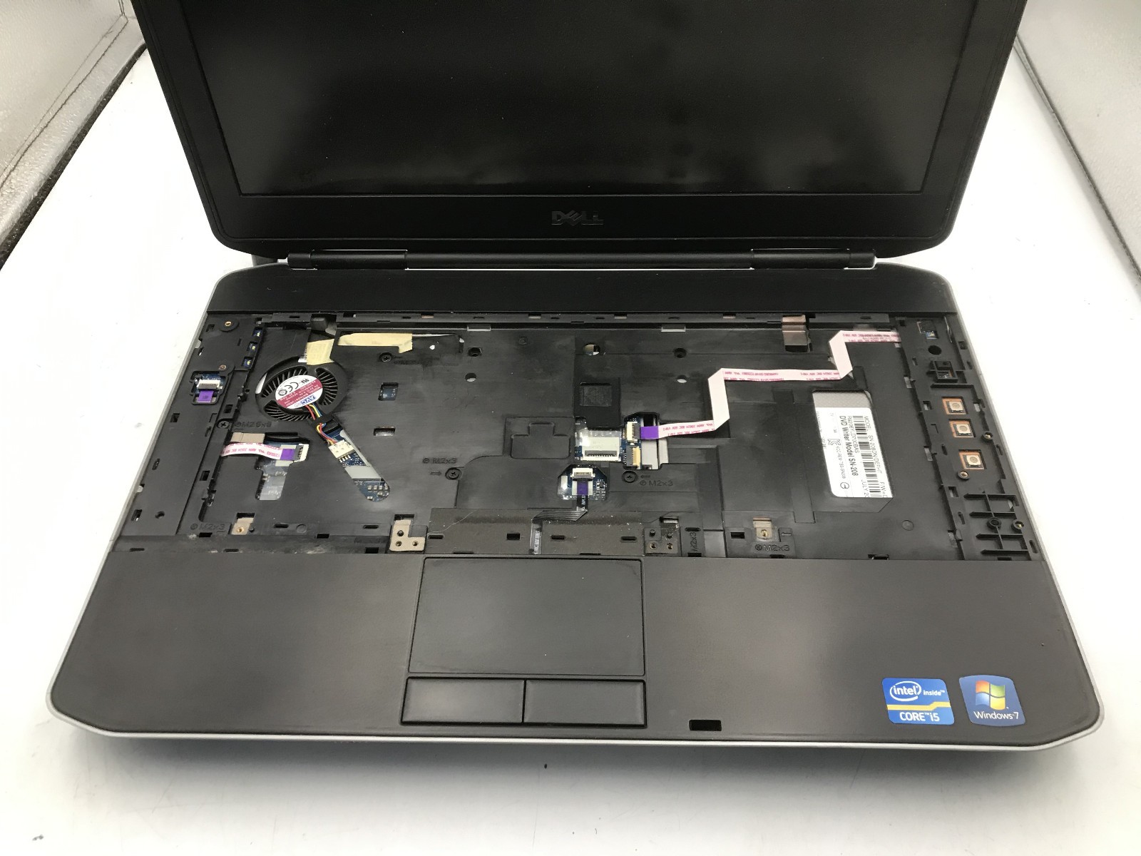 DELL LATITUDE E5430 – FOR PARTS/REPAIR – INTEL I5 3RD GEN – NO RAM – READ – BB !