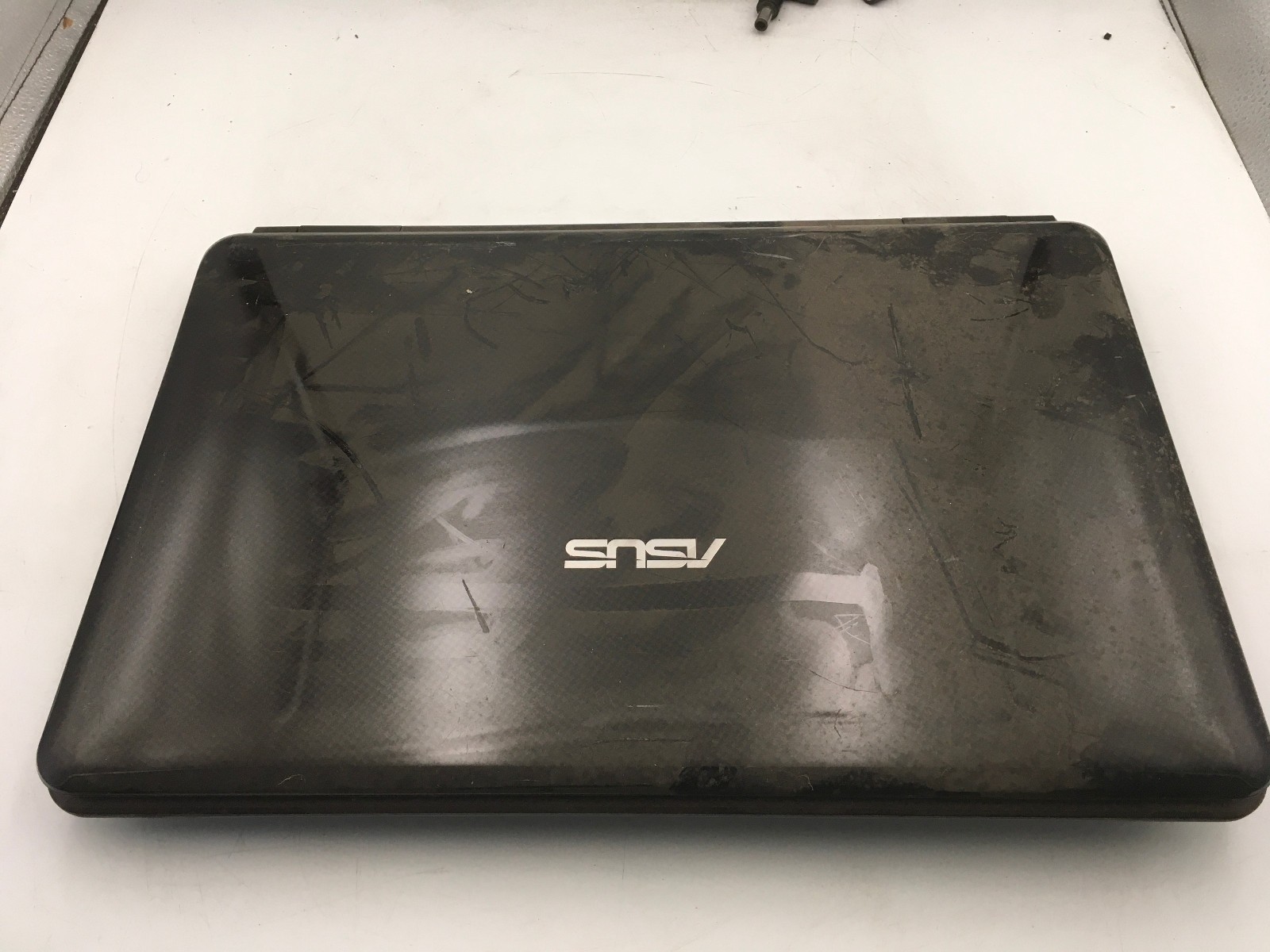 ASUS K61IC – BOOTS TO BIOS – INTEL DUAL CORE T4400 – 2GB RAM – READ DESCRIP – BB