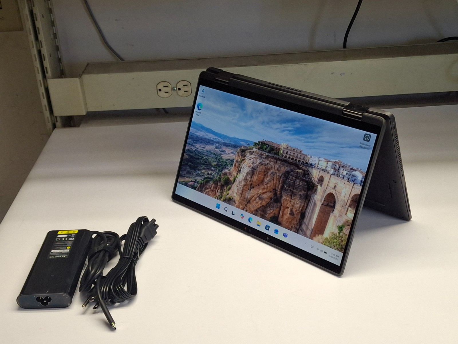 Dell Latitude 7430 Core i7-1265U 16GB Ram 256 GB NVMe Win 11 Pro 2-in-1 Touch