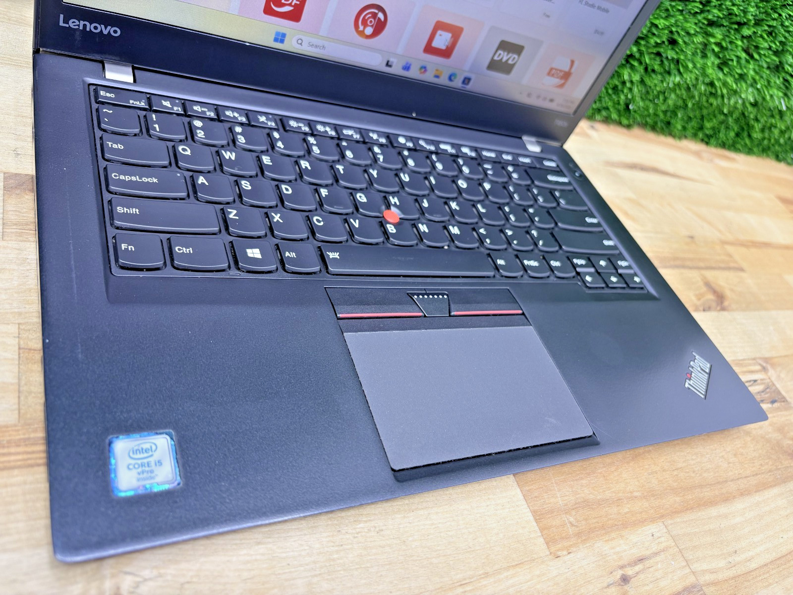 Lenovo ThinkPad T460s Intel i5-6th Gen 2.40GHz 20GB RAM 256GB SSD Win 11 Pro*