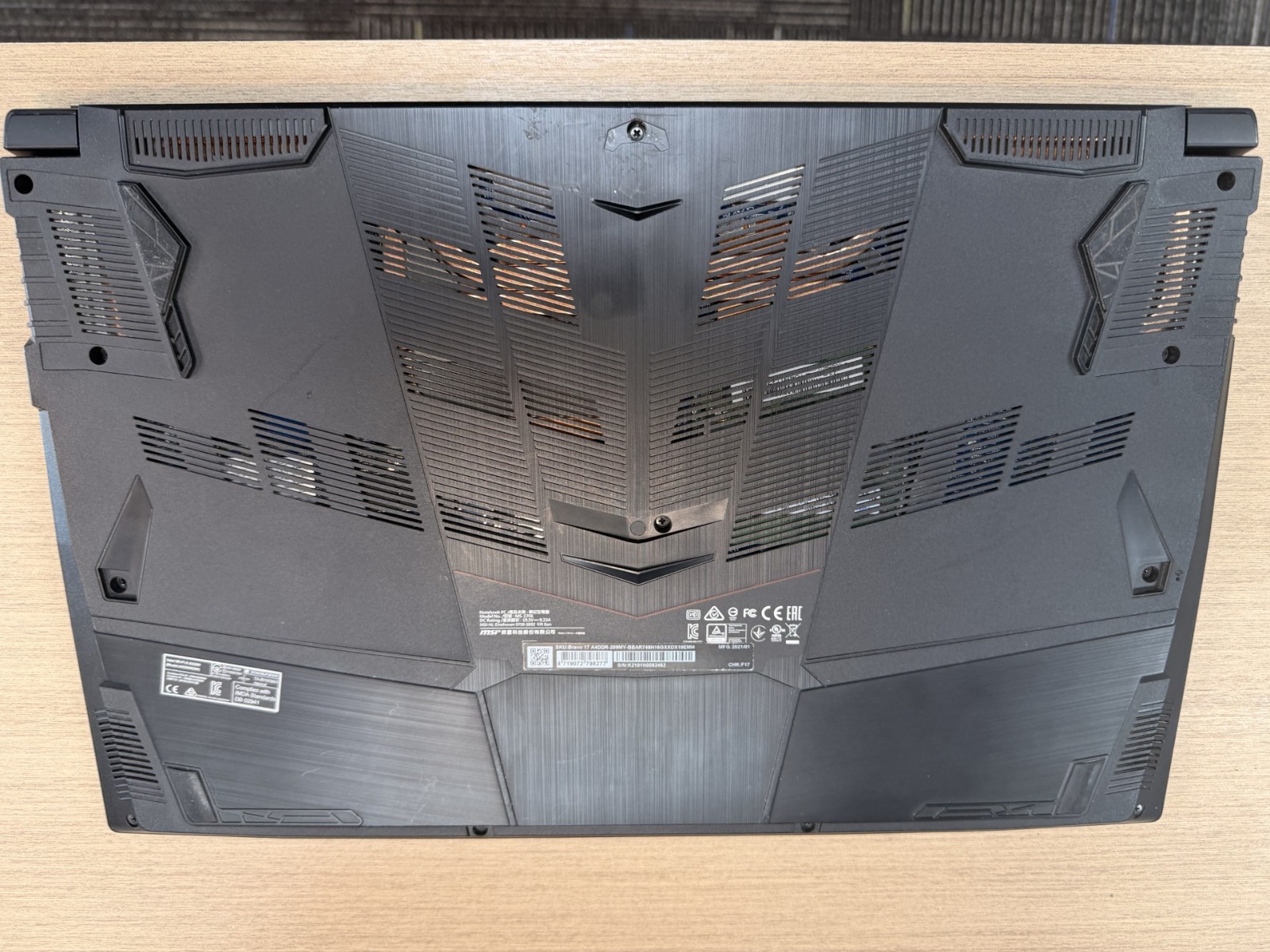 MSI Bravo 17 FHD 2.9GHz Ryzen 7 4800H 16GB 512GB SSD/1TB HDD AMD Radeon RX 5500M