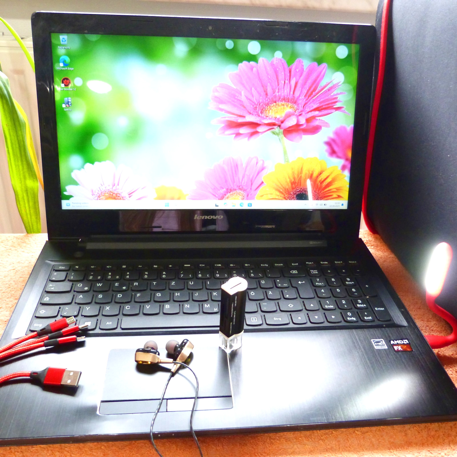 Lenovo Z50 ULTRABOOK 15″ FULLHD l SSD Windows 11 l AMD QUAD CORE l 8GB RAM