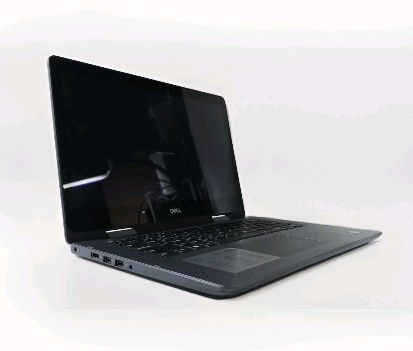 DELL Inspiron 5482 2-in-1 14″ Touchscreen I3-8145U 128GB SSD 8GB RAM Windows 11