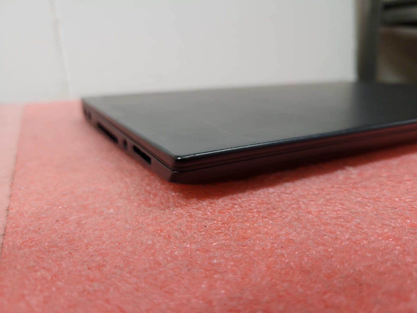 Lenovo ThinkPad T460S 14″ i5-6300U 4GB RAM (No OS/SSD) *AS IS/Read* | LP519