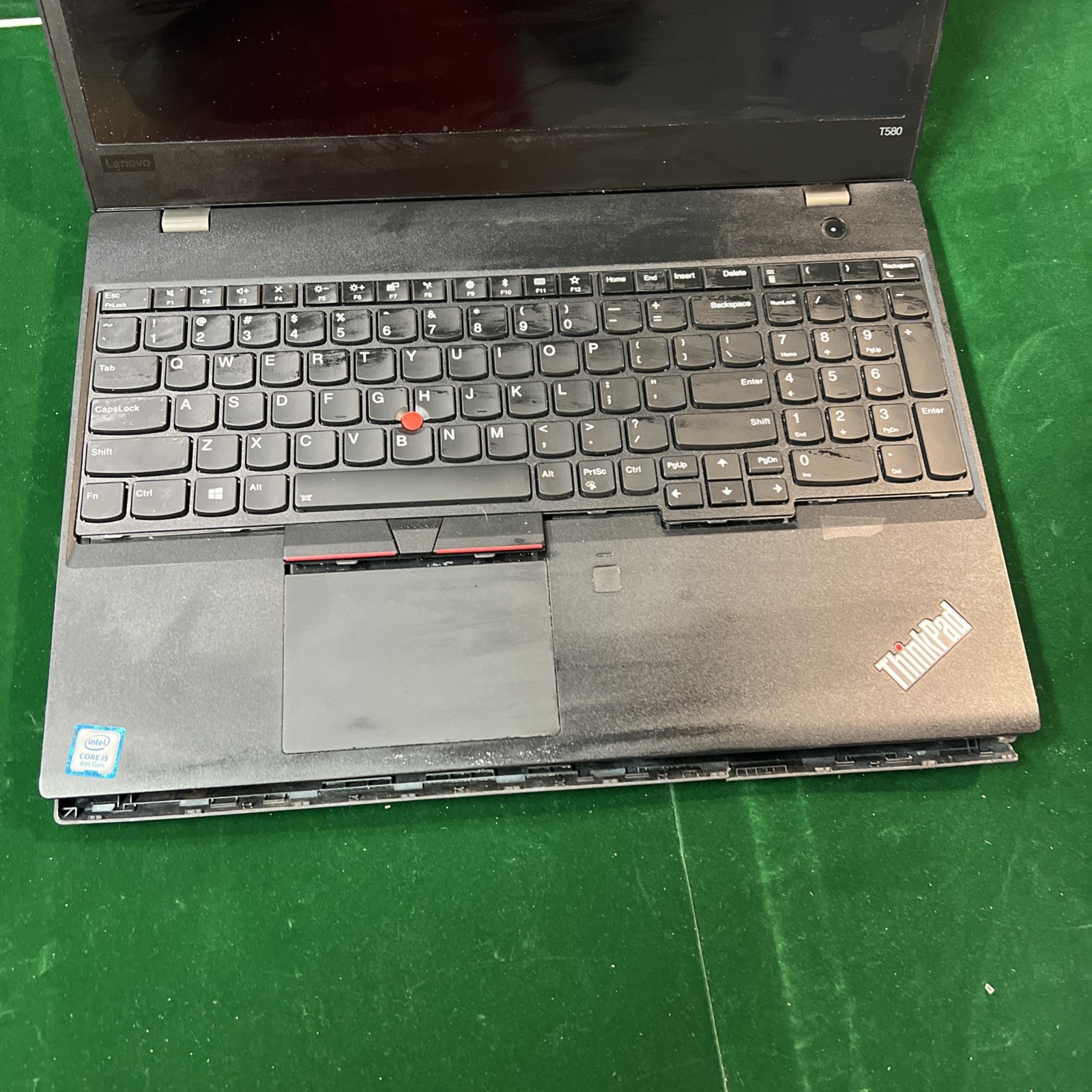 Lot Of 2 LENOVO THINKPAD T590 & T580 INTEL CORE I5 8TH NO RAM NO HD