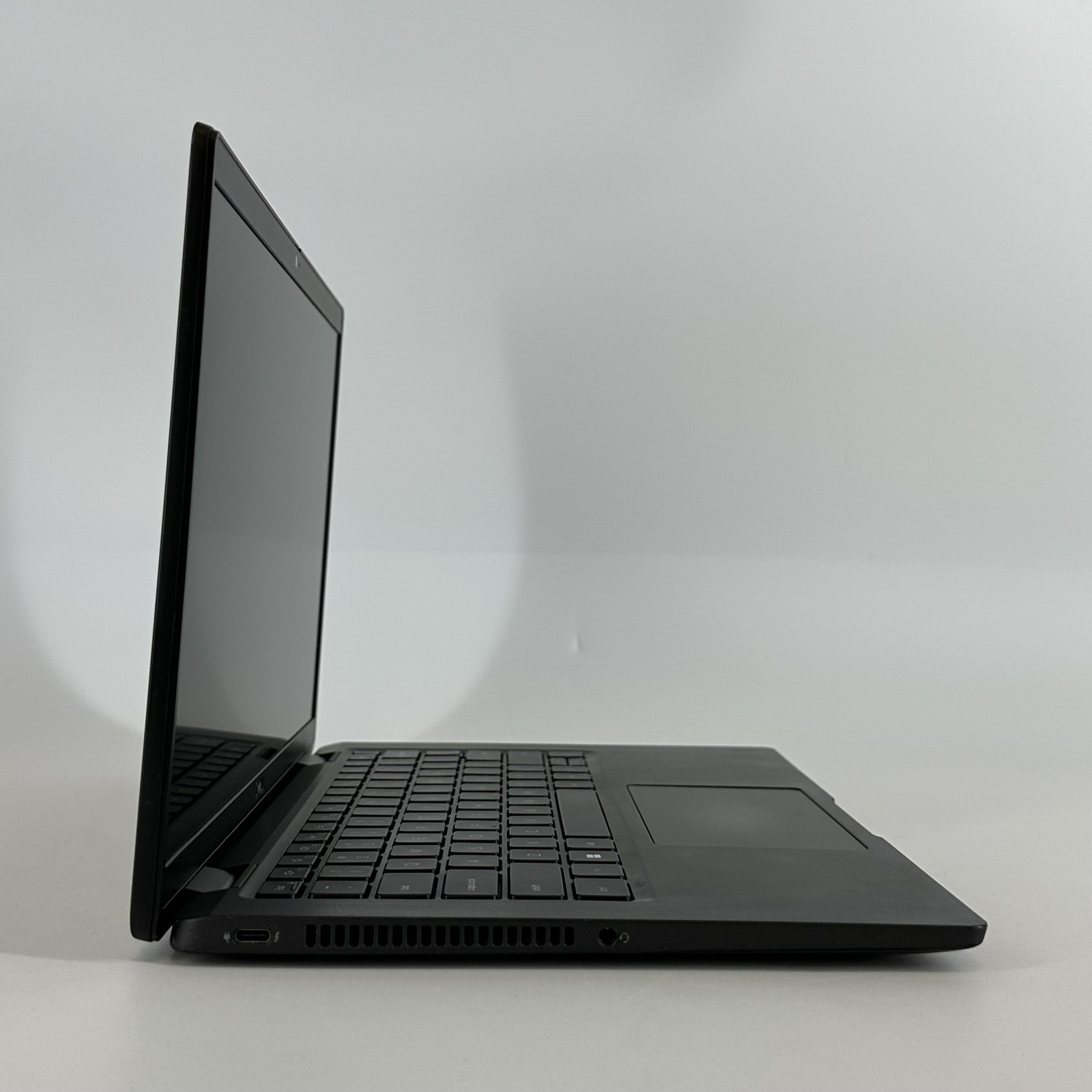 Dell Latitude 7430 14 Gray FHD 1.7 GHz i7-1255U 16GB RAM 512GB SSD Good