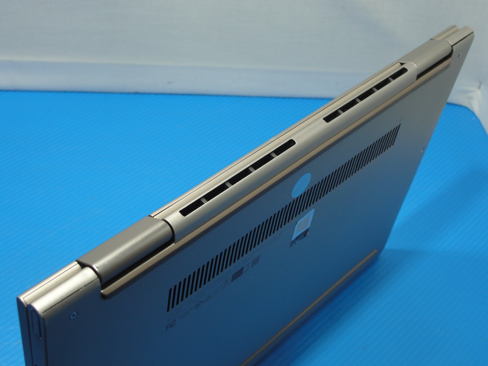 Lenovo Yoga C740-14IML 14″ FHD Touch i5-10210U 1.6GHz 8GB 256GB Win11H+Charger