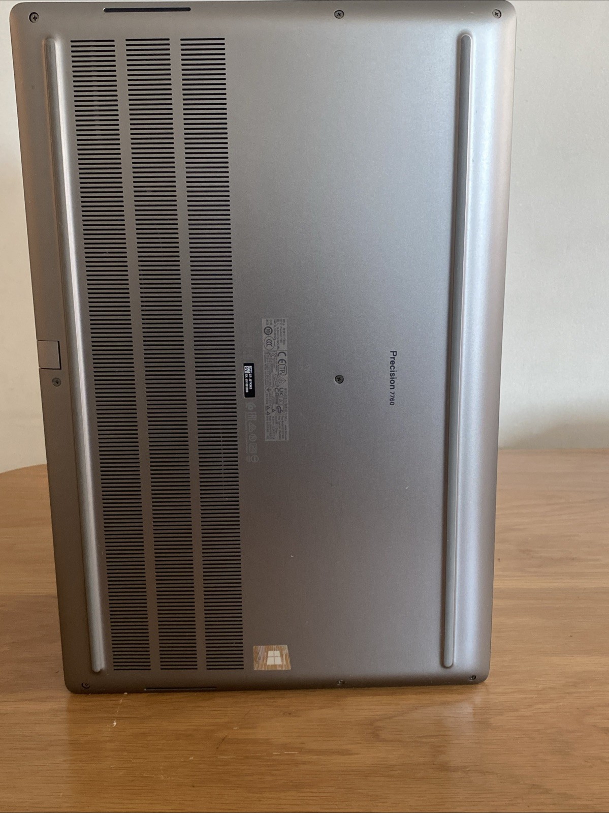 Dell Precision 7760 Core i7-11850H 2.5GHz 64GB 512GB NVMe 17.3″ RTX A4000 W11P