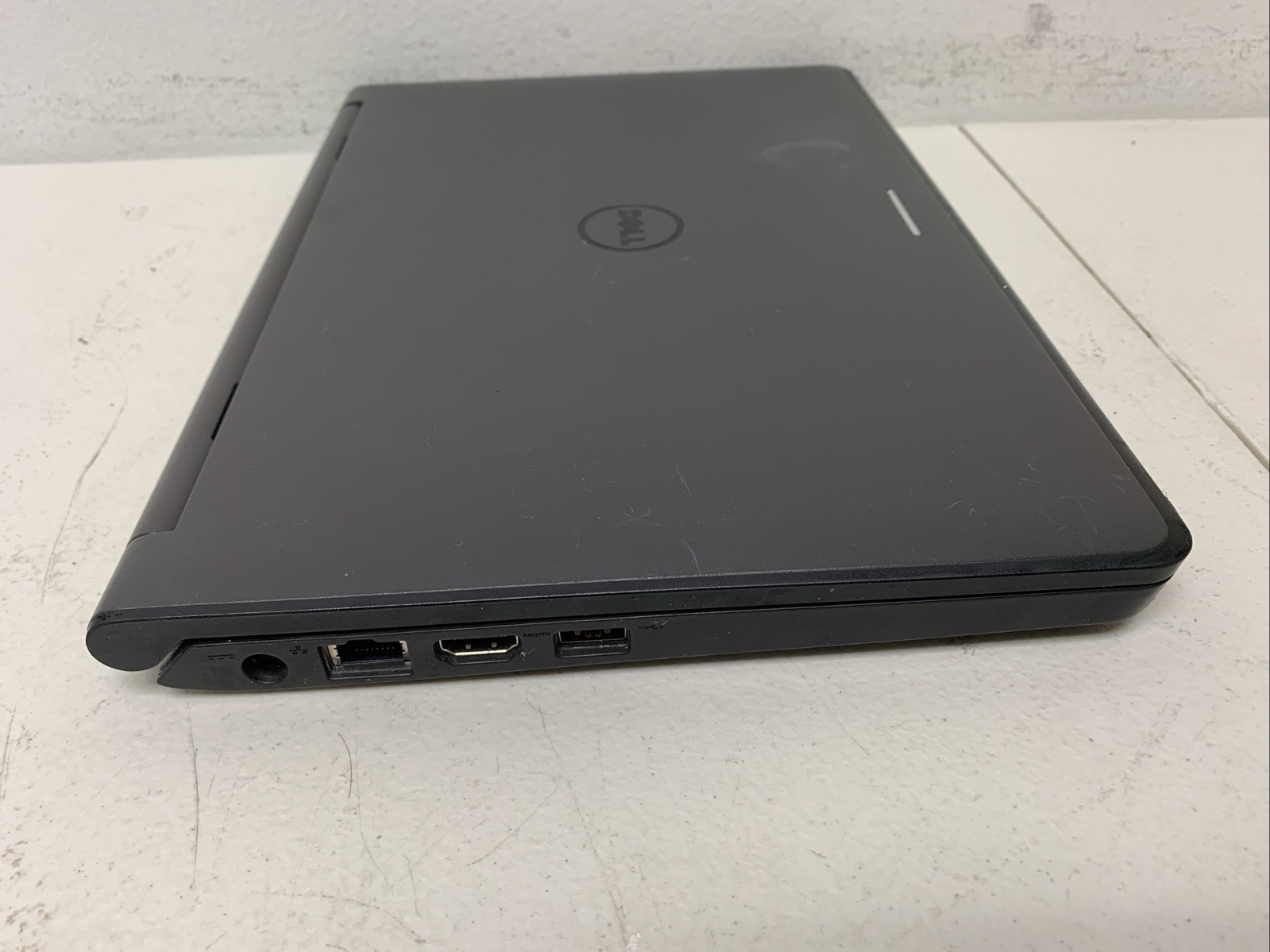 Dell Latitude 3150, Pentium N3540,4GBRAM,500gb Hdd Wind 10 Home