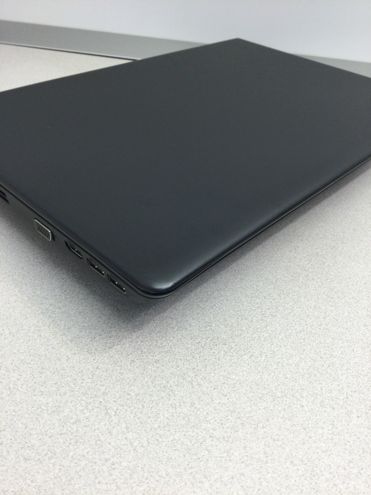 Lenovo ThinkPad E570 15.5″ i5-7200U 2.50GHz 16GB RAM 256GB SSD WIN 11 PRO
