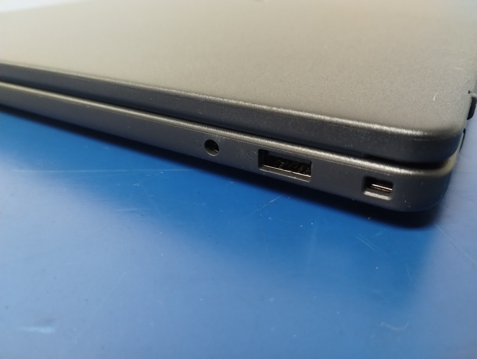 DELL 16 DC16250 MRYT3 Intel Core 7-150U, 1.80 GHz, 16 GB RAM, 1 TB NVMe SSD