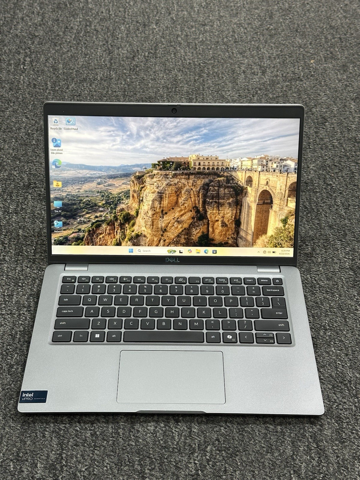 Dell Latitude 5450 – Core Ultra 5 125H – 32GB RAM – 512GB SSD