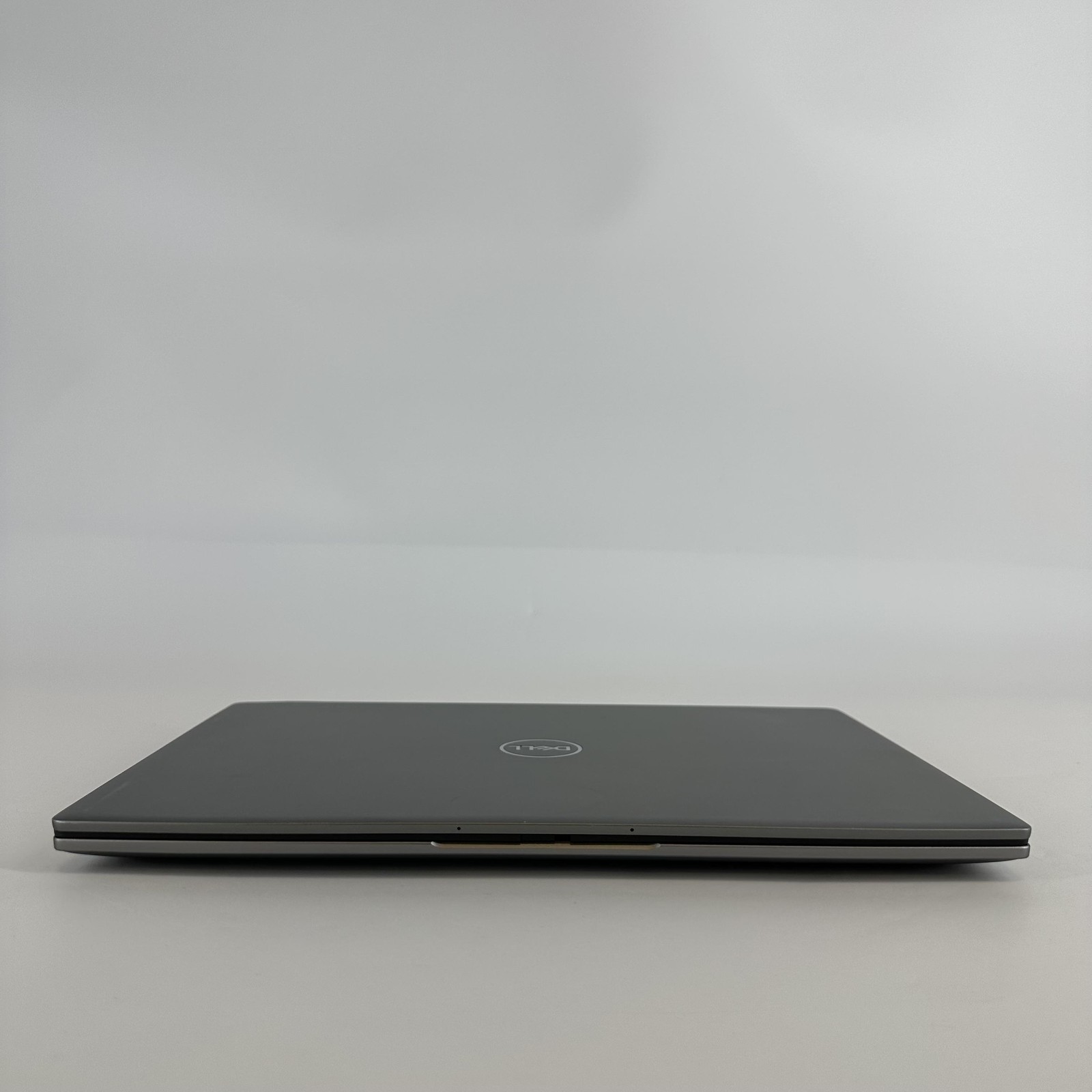 Dell Latitude 7450 14 QHD+ TOUCH 3.8 GHz Ultra 7 165H 32GB 256GB SSD FRAME SPLIT