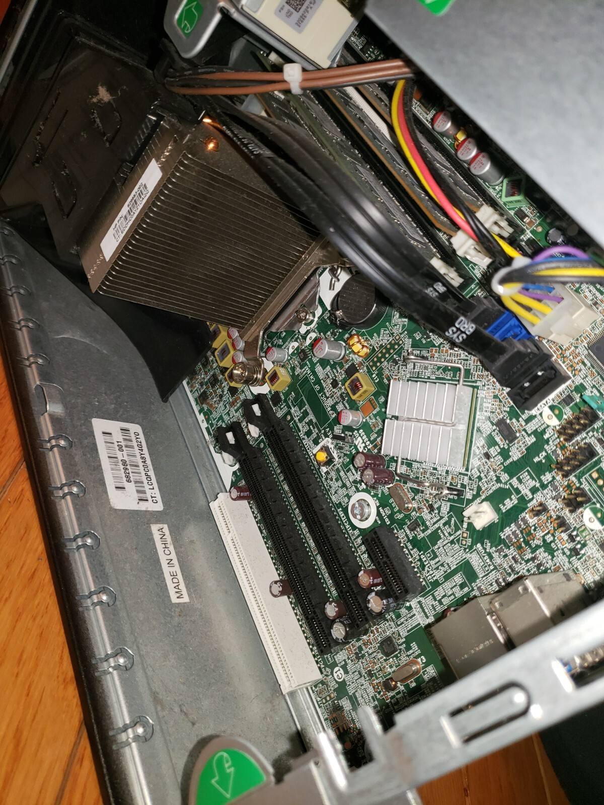 HP Z220 Workstation desktop computer READ DESCRIPTION PLEASE