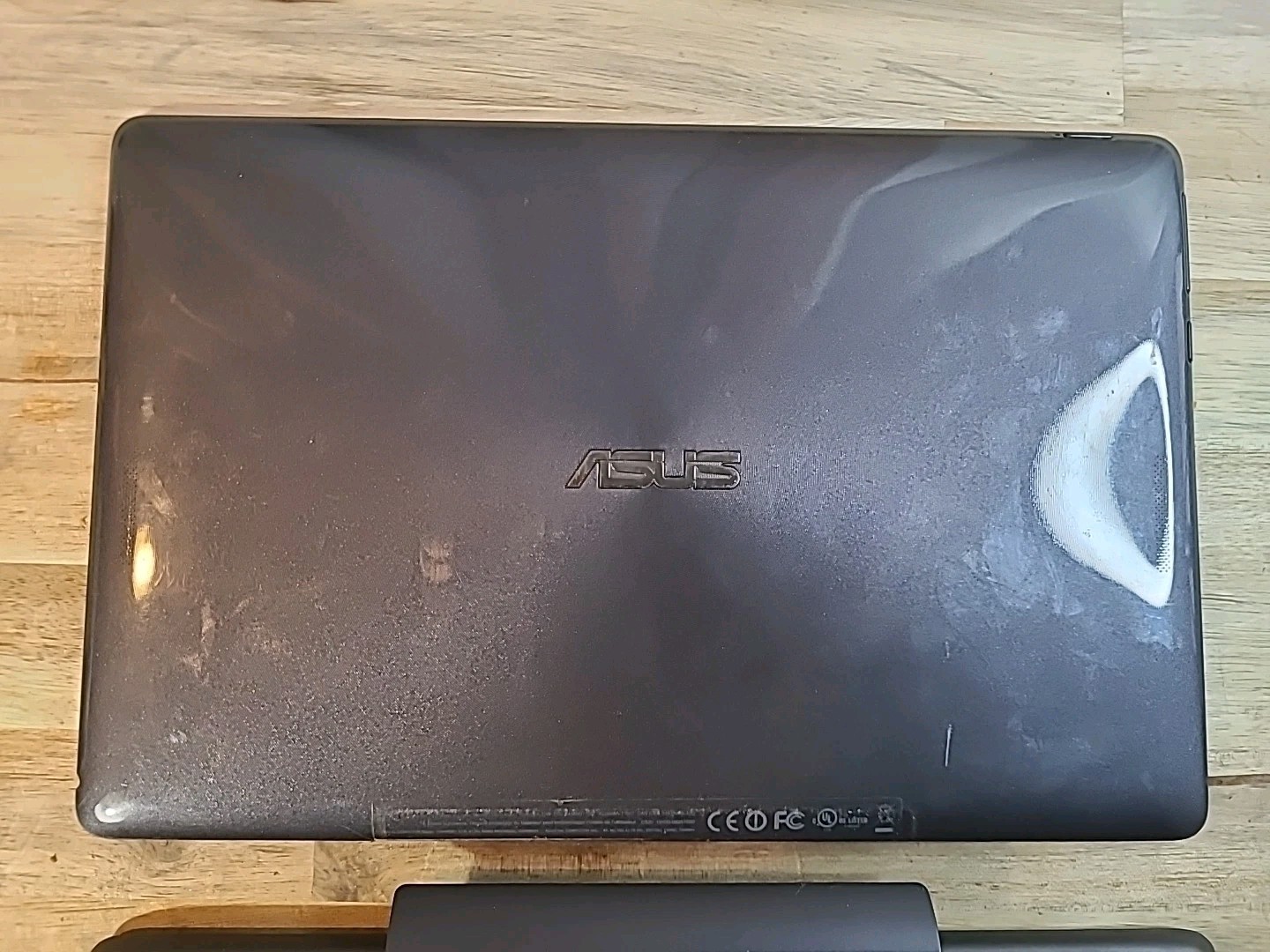 Asus T100TA 10.1″ 2-in-1 Intel Z3775 2GB RAM 32GB eMMC Windows 10 Tablet Laptop