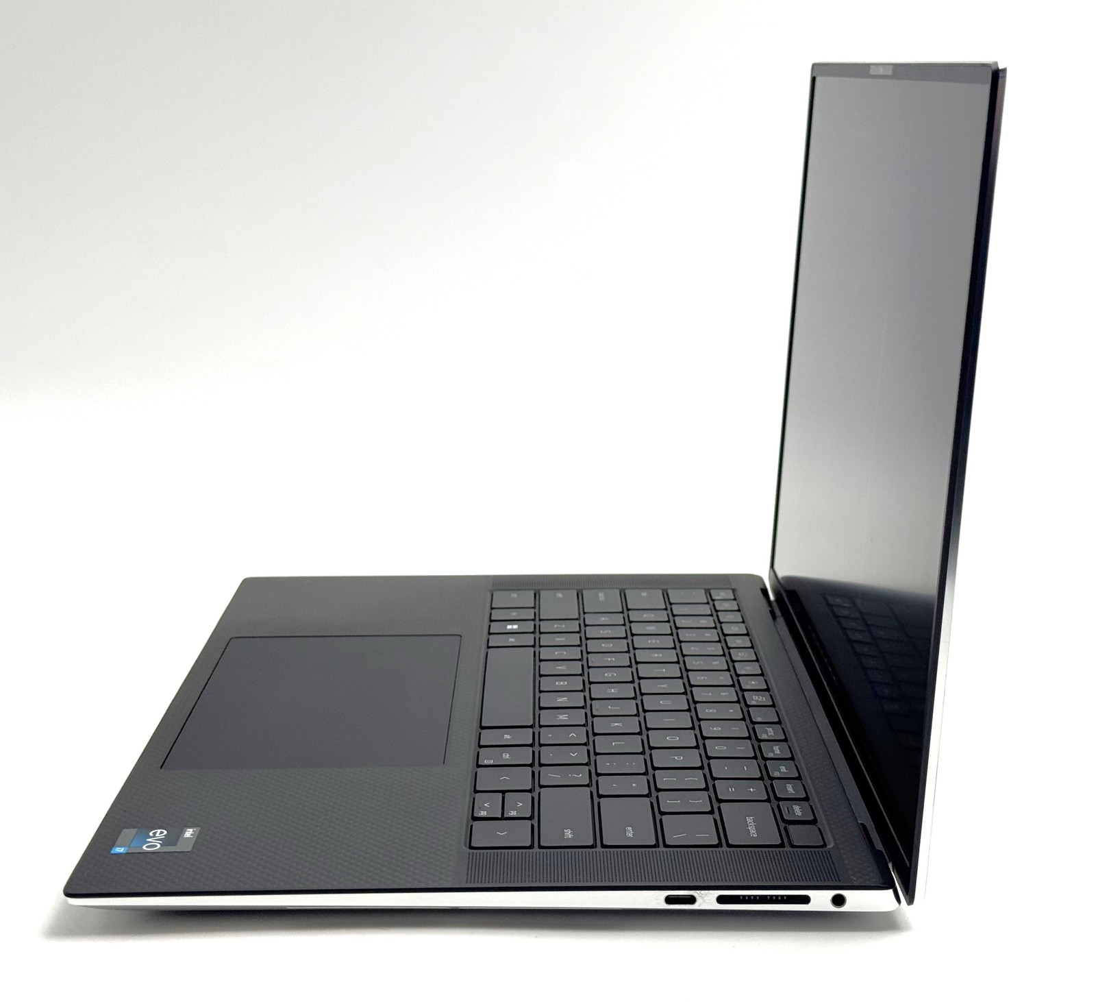 Dell XPS 15 9530 CTO – FHD+ – i7-13700H – 16GB RAM – RTX 4060 – 512GB SSD