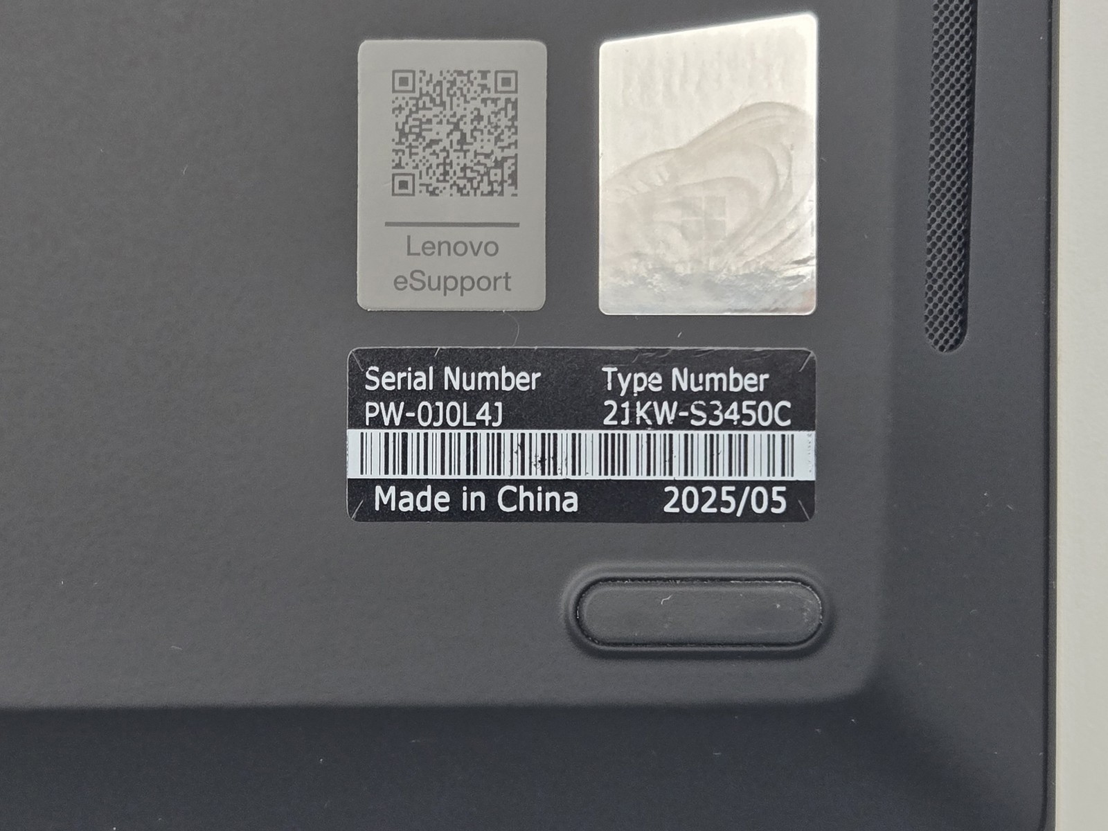 Lenovo ThinkPad P1 Gen 7 16″ WQXGA ULTRA 7 165H 512GB 32GB W11P RTX 1000 165Hz