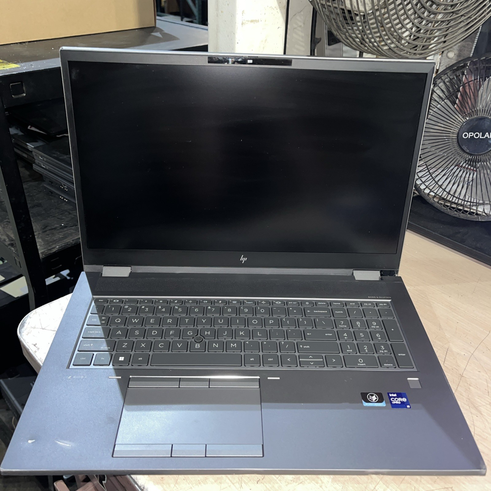 HP ZBOOK FURY G8 I9-11950H 2.60GHZ 16GB RAM NO HD