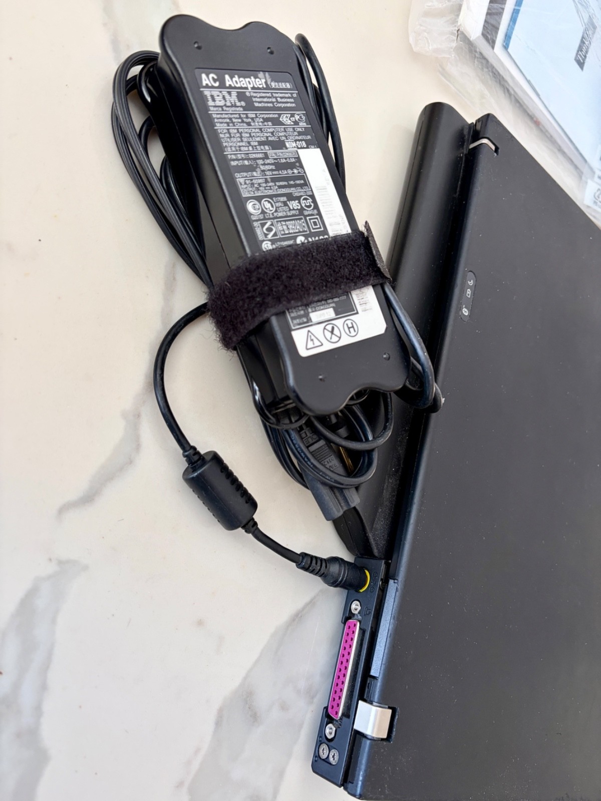 Vintage IBM Thinkpad T41 14” 1.5GB RAM 120GB SSD Win XP + Docking Station
