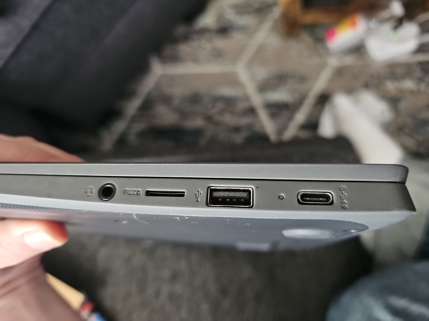 HP CHROMEBOOK G8. FACTORYRESTORED. 11.6 INCH. WORKING. COMES WITH A CHARGER.