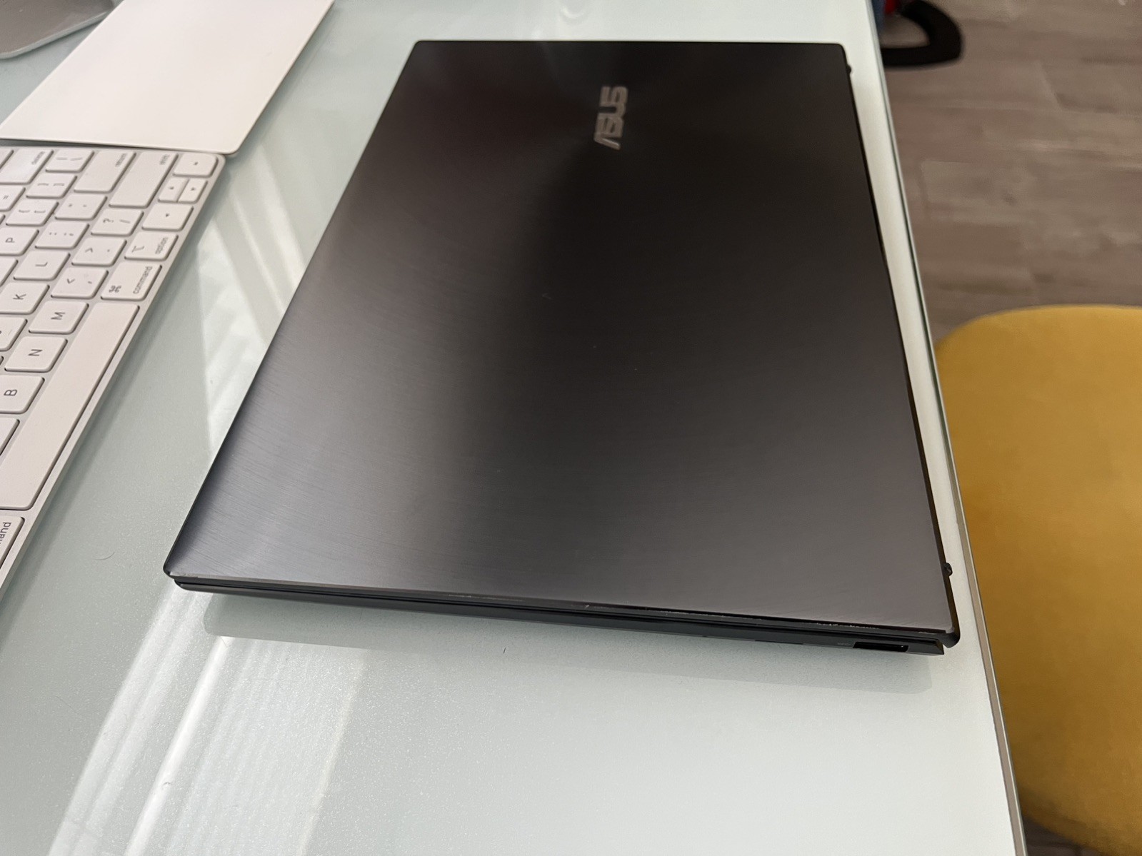 Asus ZenBook UX325EA – FHD – i7 1165G7 – 8GB RAM – 512GB SSD – Gray