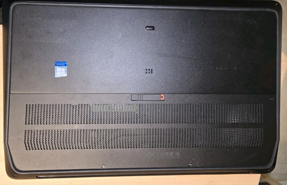 HP ZBook 17 G4 Mobile Workstation i7-7700HQ 16GB 512GB SSD Quadro P3000 W10 Pro