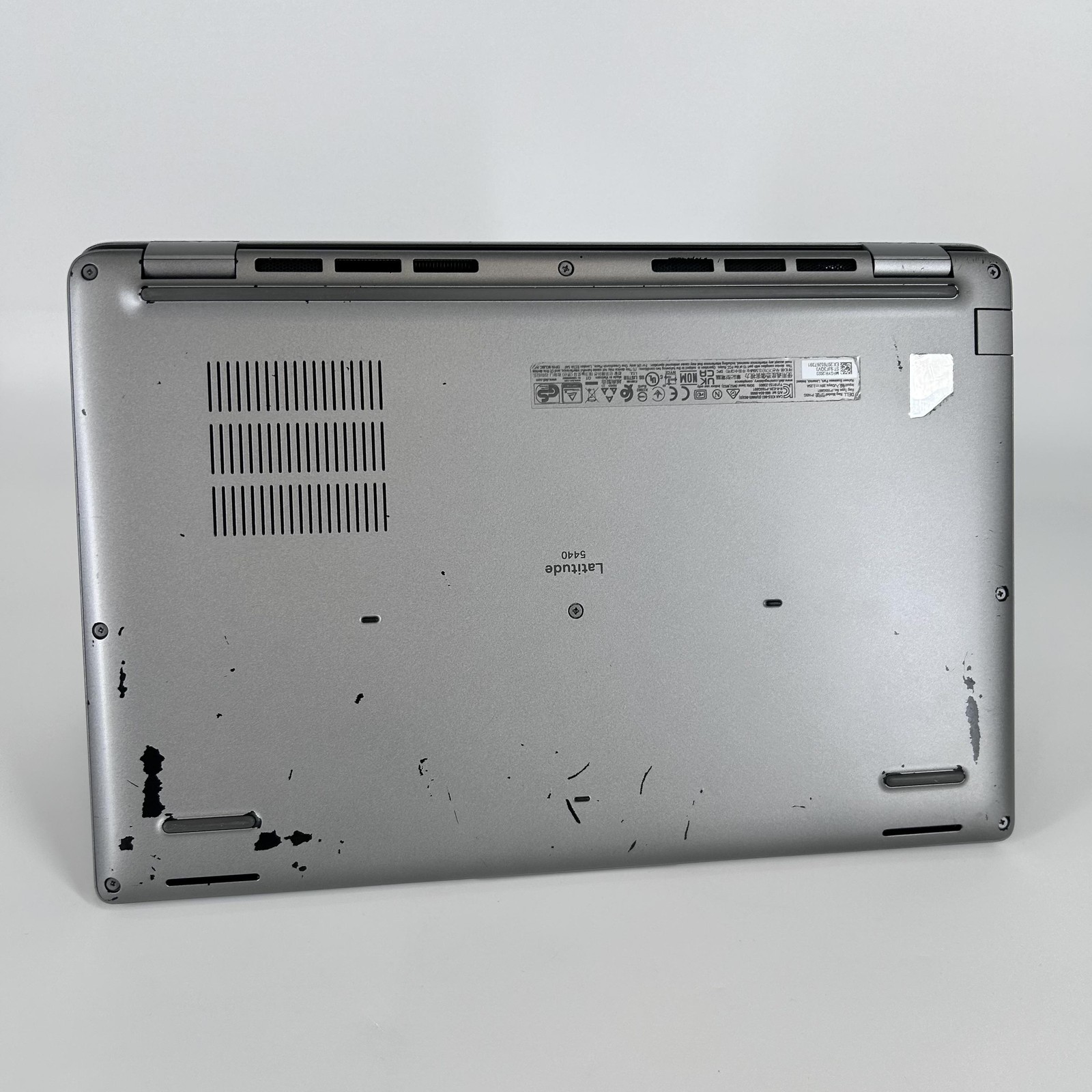 Dell Latitude 5440 14 Gray FHD 1.8 GHz i7-1365U 16GB 512GB SSD Good – WORN KEY