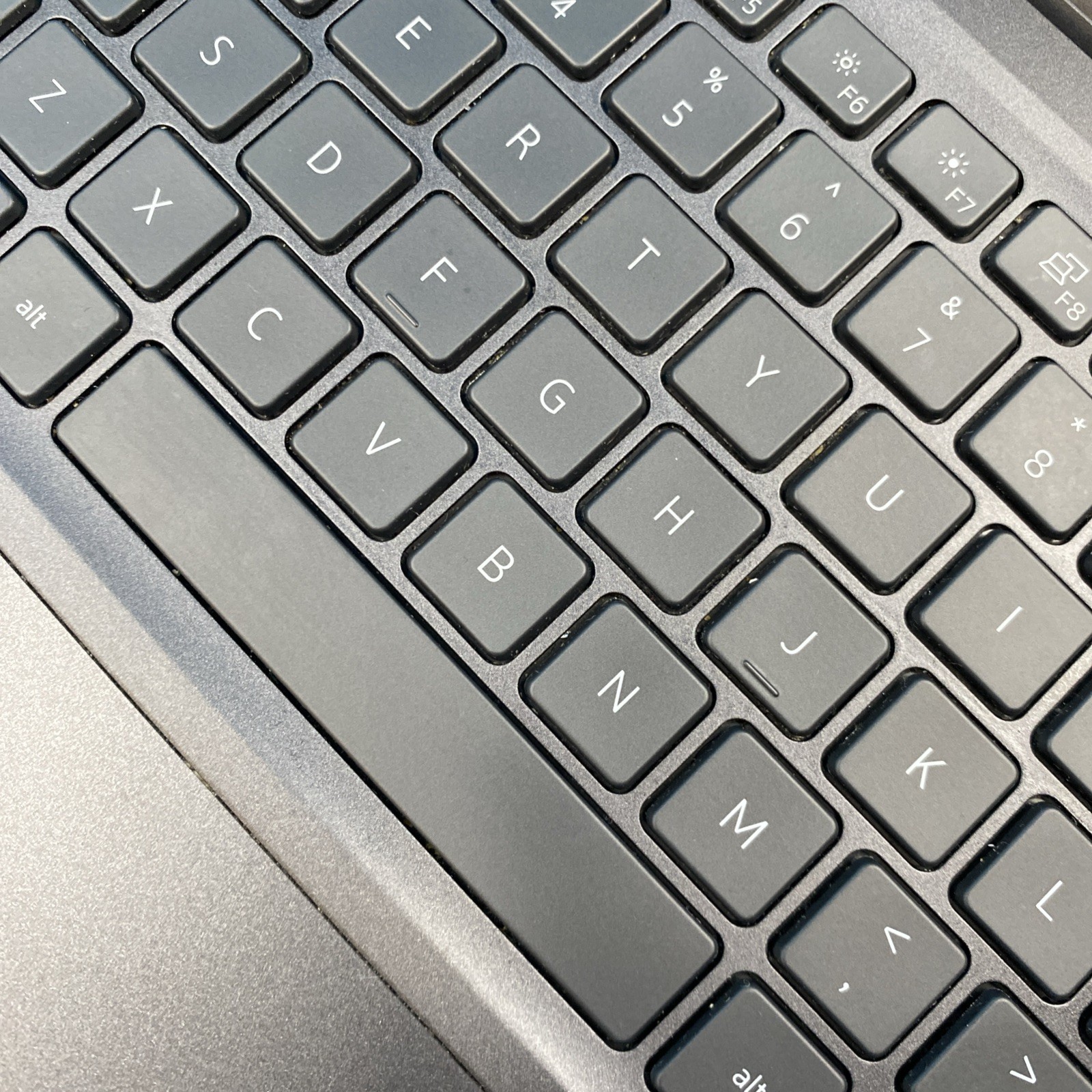 Dell Latitude 7420 | i5-1145G7 | 8GB RAM | 256GB SSD | WIN 11 PRO | 76% BATT