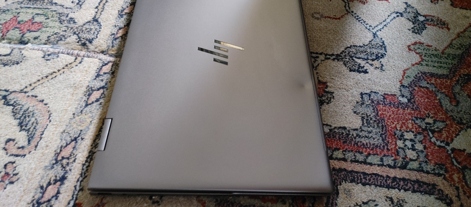 Broken HP Envy x360 15-EY Laptop 15.6″ Ryzen 5 7530U 2.0GHz Parts Repair Tablet
