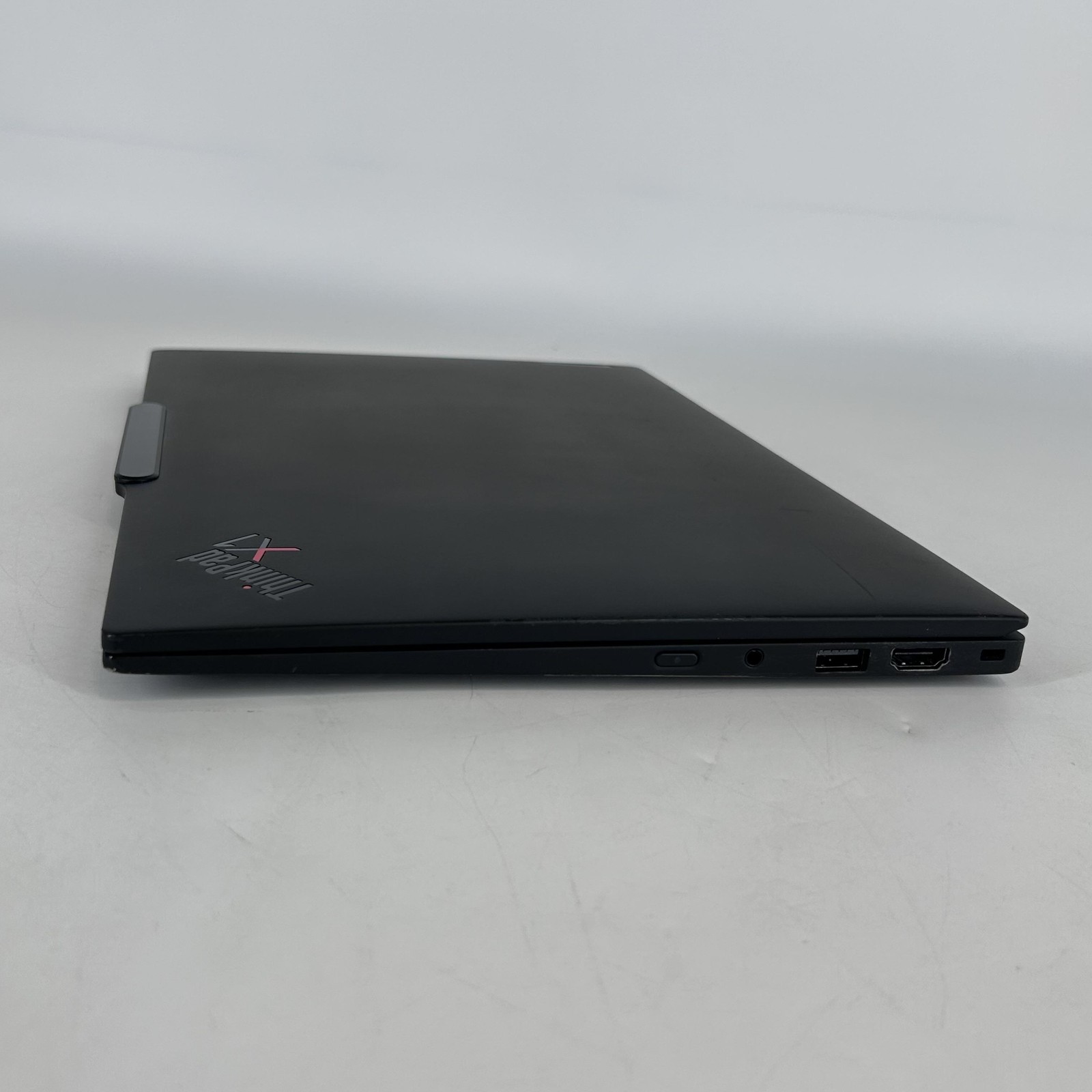 Lenovo ThinkPad X1 Carbon Gen 12 14 Black FHD+ 1.7 GHz Ultra 7 165U 32GB 512GB