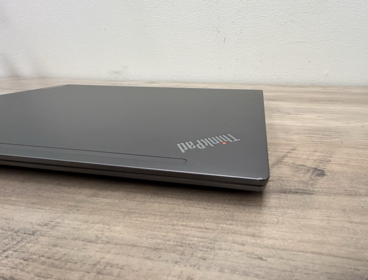 Lenovo ThinkPad T14s Gen 2 Intel Core i5 |20WM005GUS-Touch| 16GB RAM | 256GB SSD