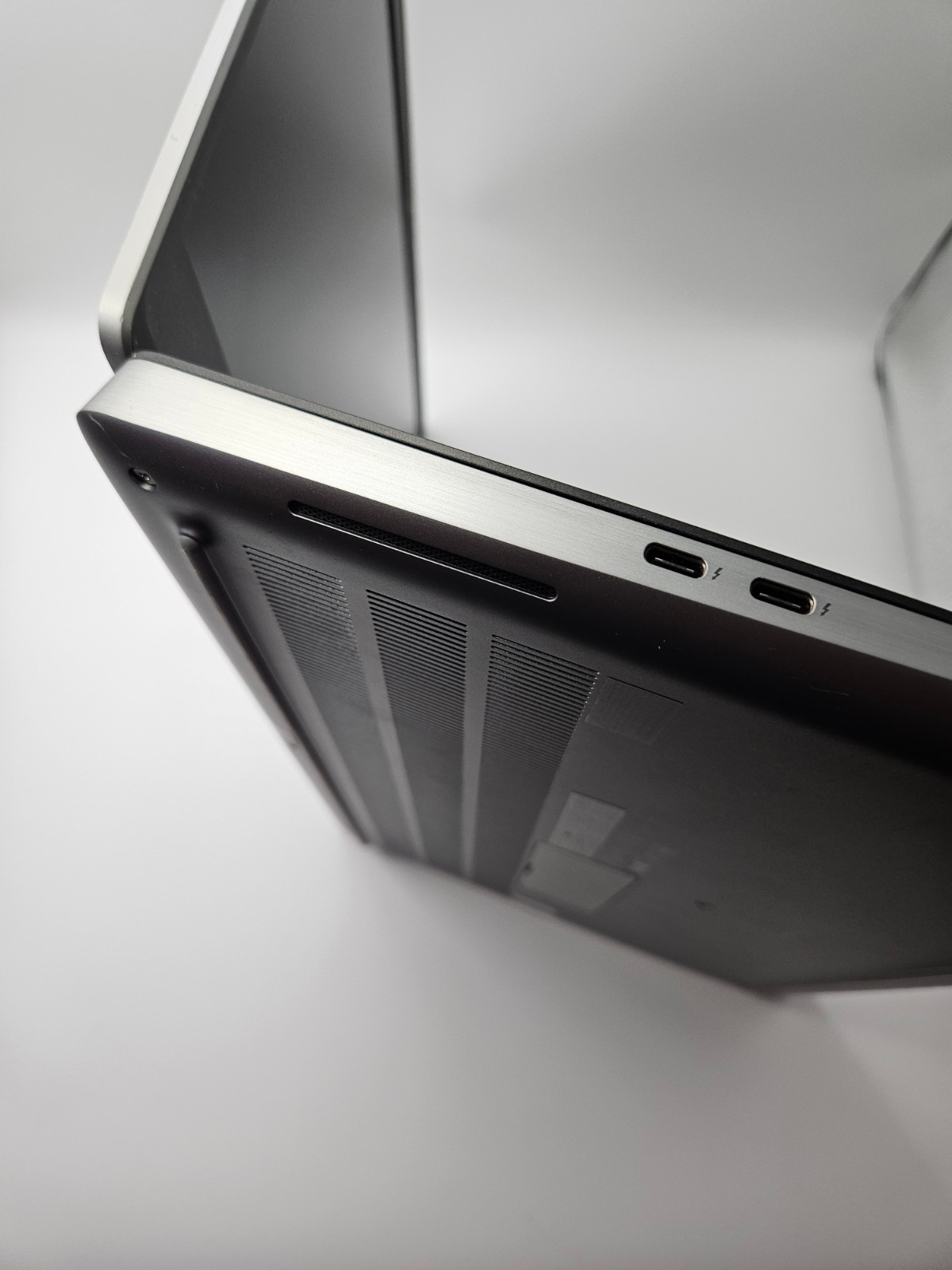 (20) Dell Precision 7560 Intel i7 NVidia T1200 4GB 32GB RAM 512GB NVMe WIN 11P