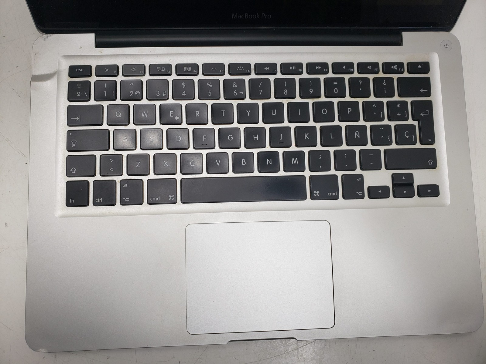 Apple MacBook Pro 13″ A1278 – no HDD – for parts not working