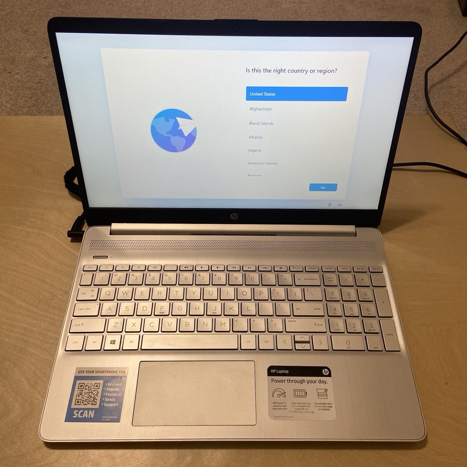 HP Laptop 14” LED Display AMD Athlon 3050U 64Gb 14-fq0075nr in Silver