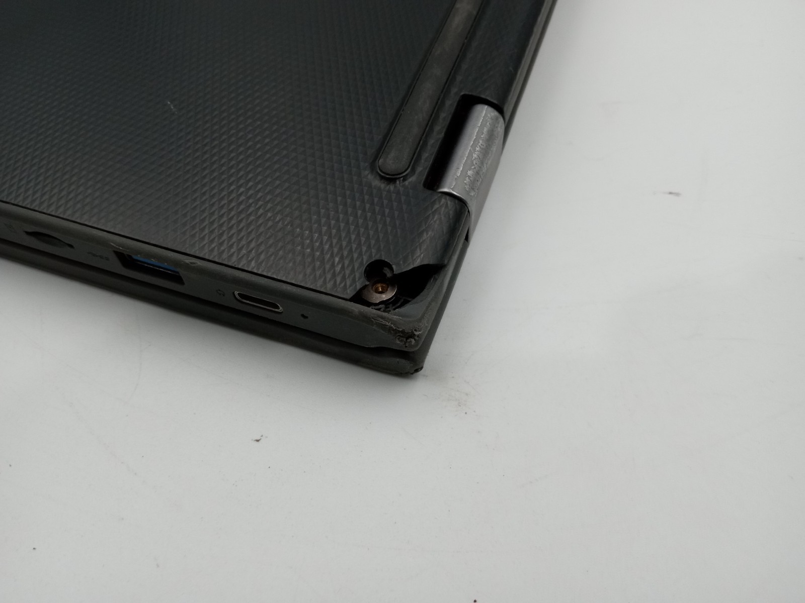Lenovo Chromebook 500e 2nd Gen 11″ 2in1 Tablet Intel Celeron 4GB 32GB – C-GRADE