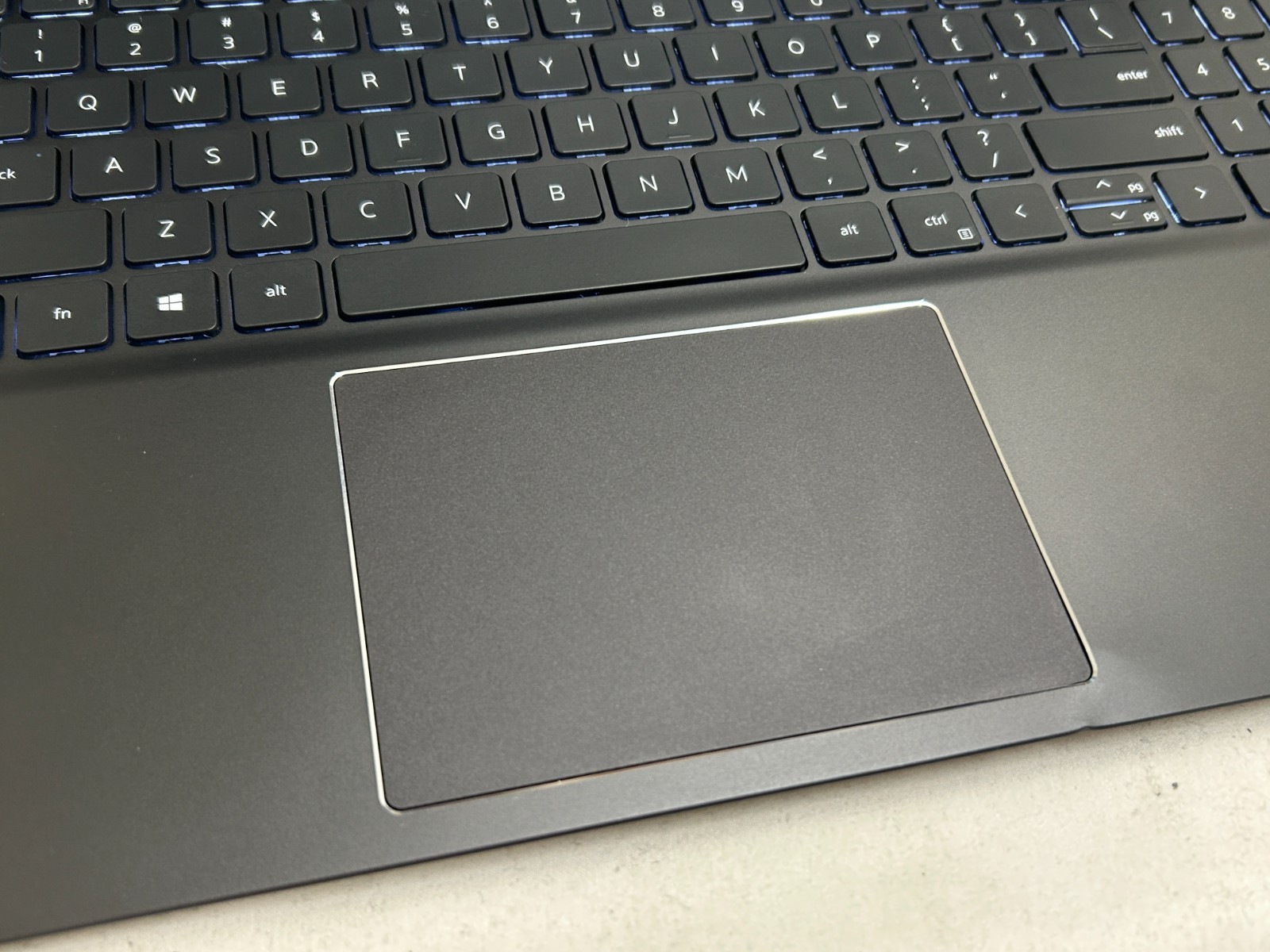 15.6″ Dell Vostro 5510 Intel Core i7 2.9GHz 16GB RAM 256GB SSD !READ! LPT-411
