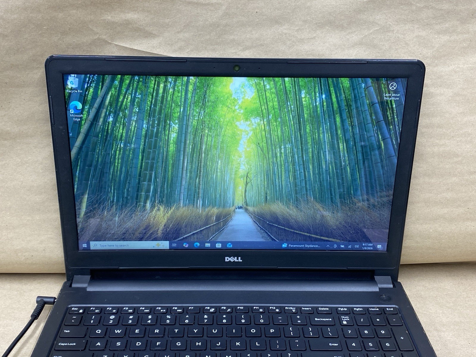 Dell Inspiron 5566 – 16″ 1366×768 – i3-7100U – 4GB – 128GB SSD – Win 10 Pro