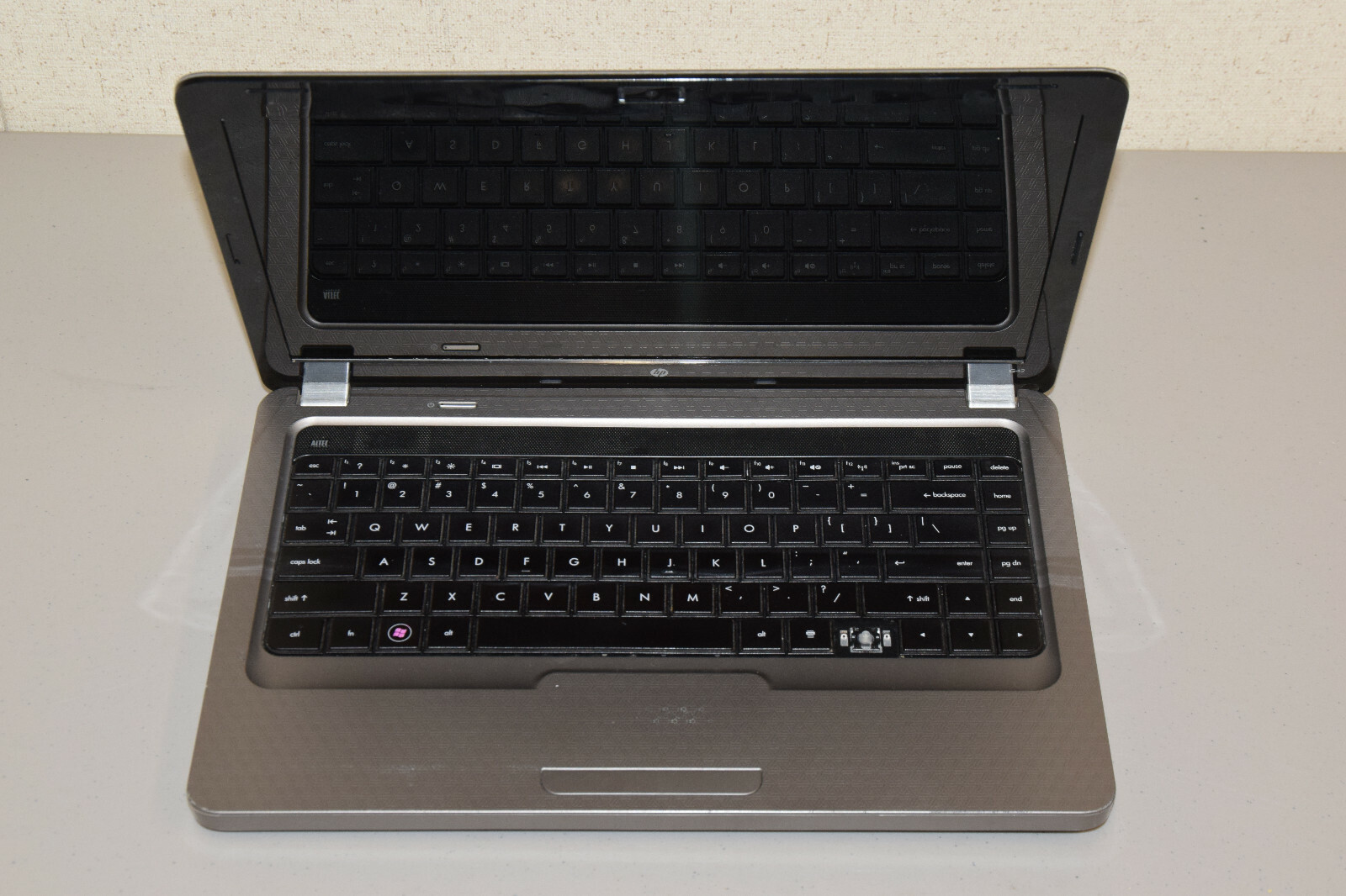 Dead Junk HP Pavilion G42-475DX 14″ Laptop Incomplete Parts Repair