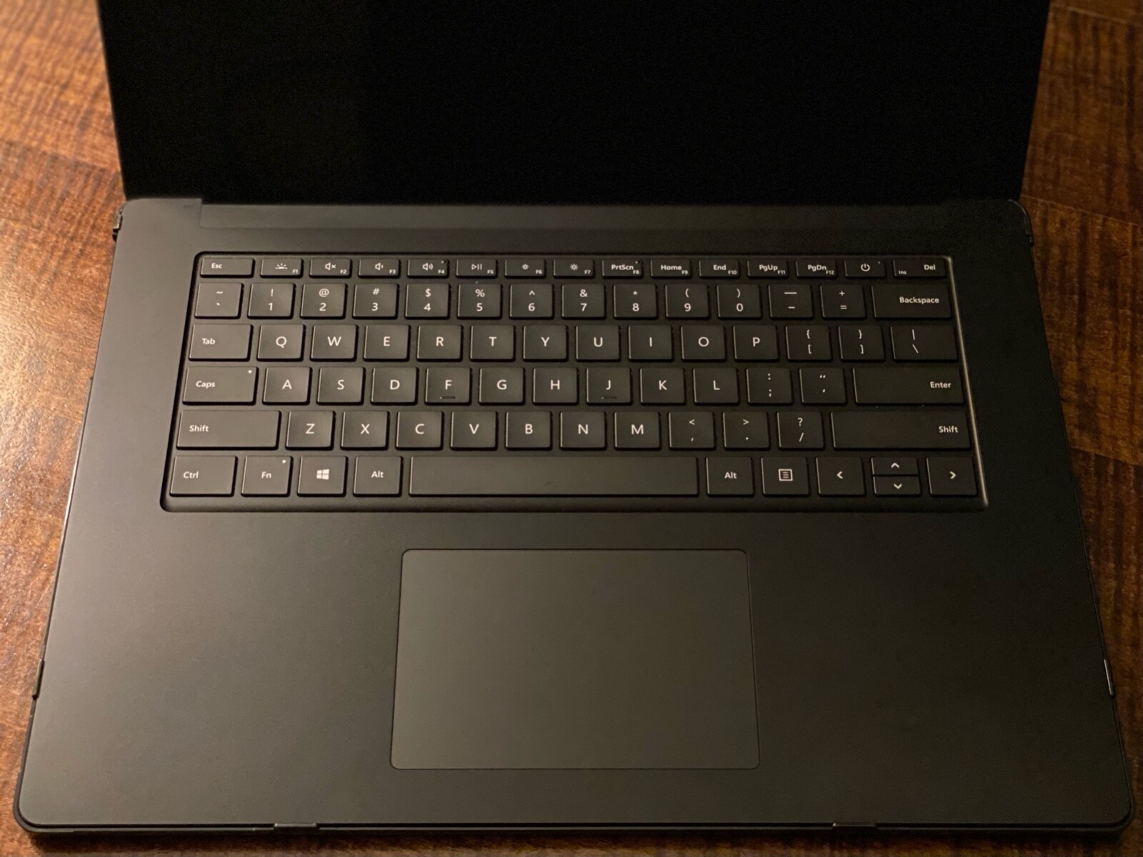 Microsoft Surface Laptop 3 15″ (256GB SSD, AMD Ryzen 5 3rd Gen., 3.70 GHz, 8 GB)