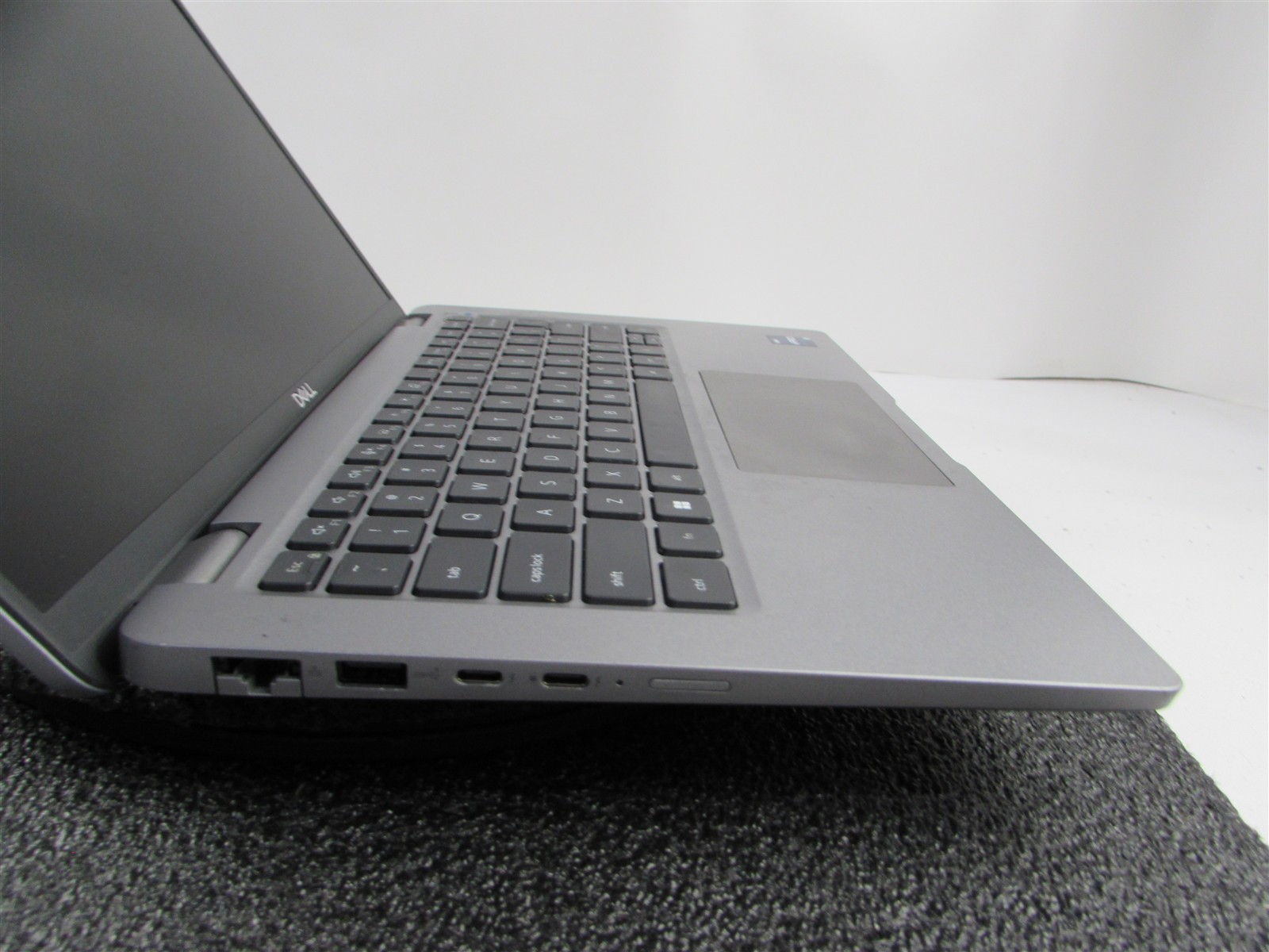 Dell Precision 3480 14″ i7-1370P 256GB SSD 32GB RAM RTX A500 WIN 11 PRO NO BATT