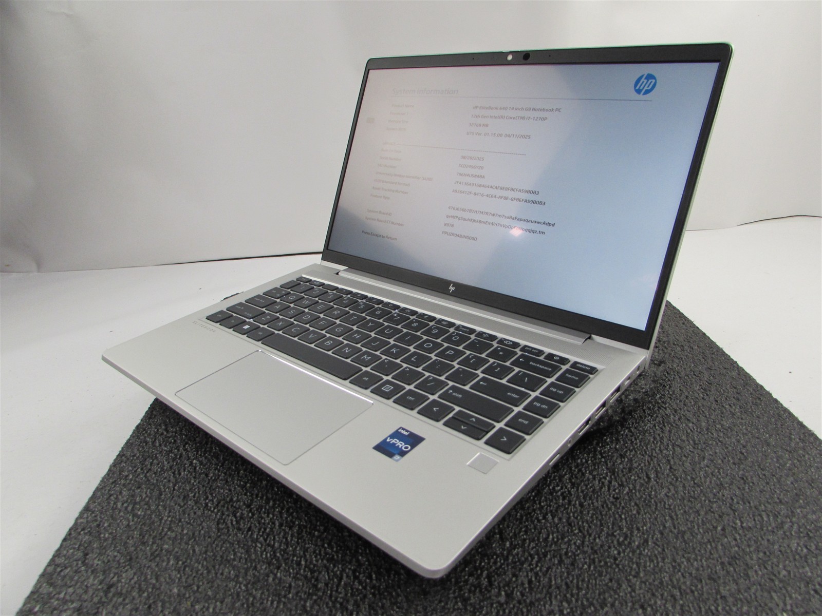 HP ELITEBOOK 640 (G9) 1920X1080 FHD TOUCHSCREEN I7-1270P 1TB SSD 8GB RAM NO O.S