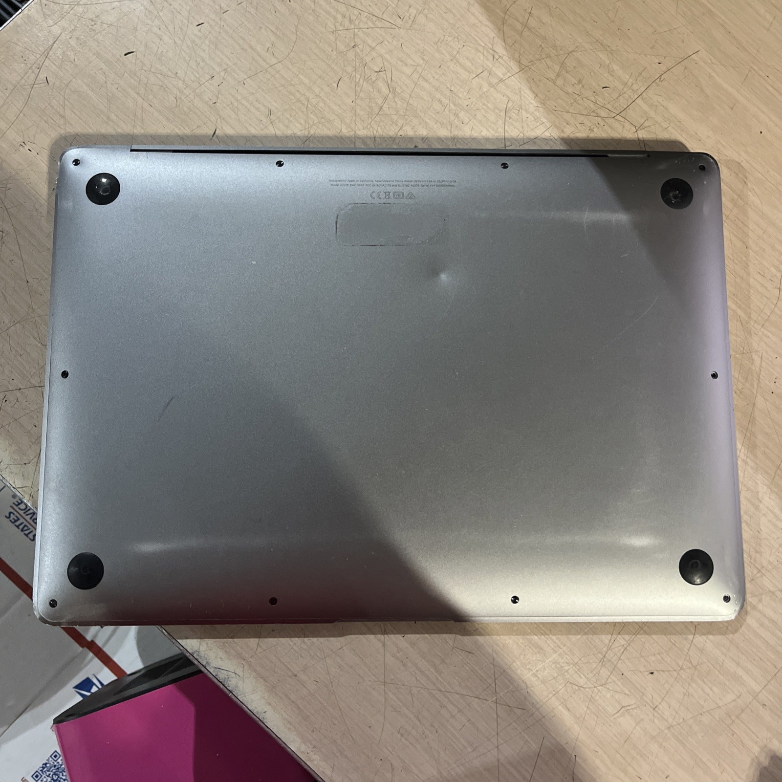APPLE MACBOOK AIR 13″ SCISSOR, 2020 CORE I3-1000NG4 1.1GHZ 8GB RAM 256SSD