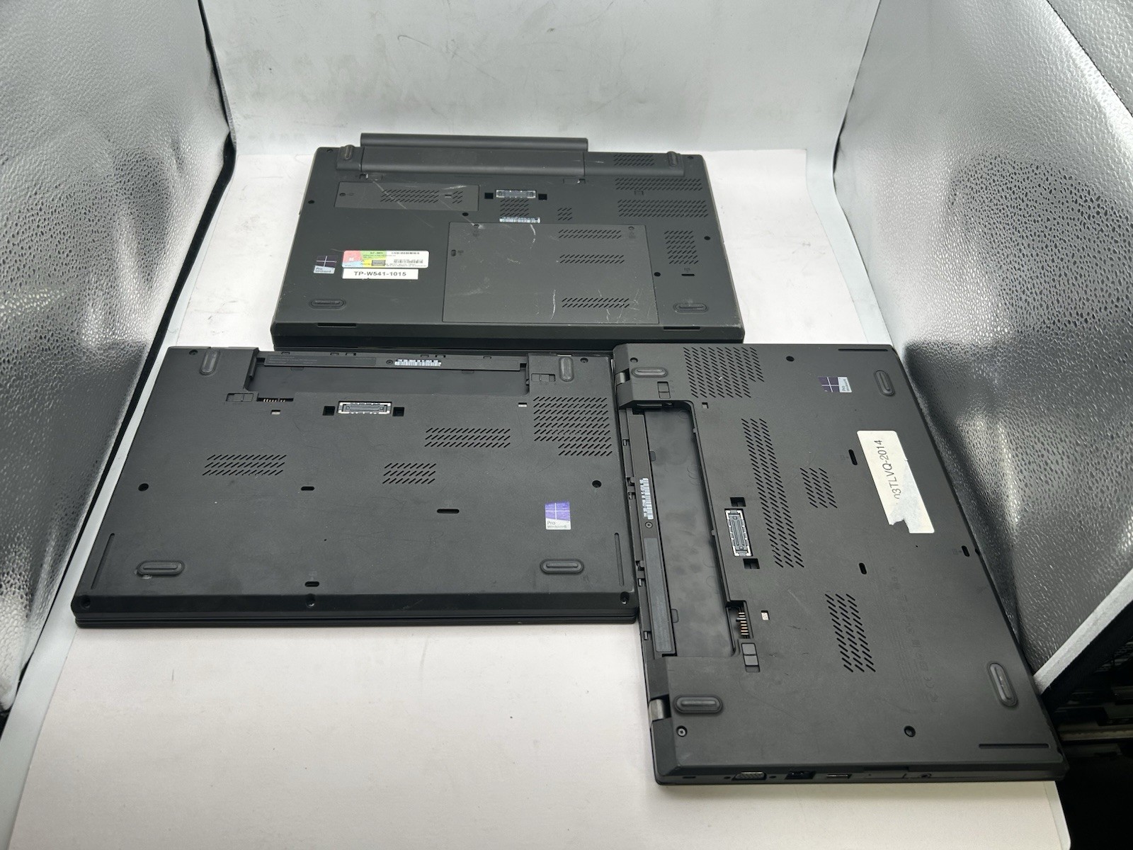 Lot of 3 Lenovo ThinkPad For Parts/Repair No AC 5-19-1