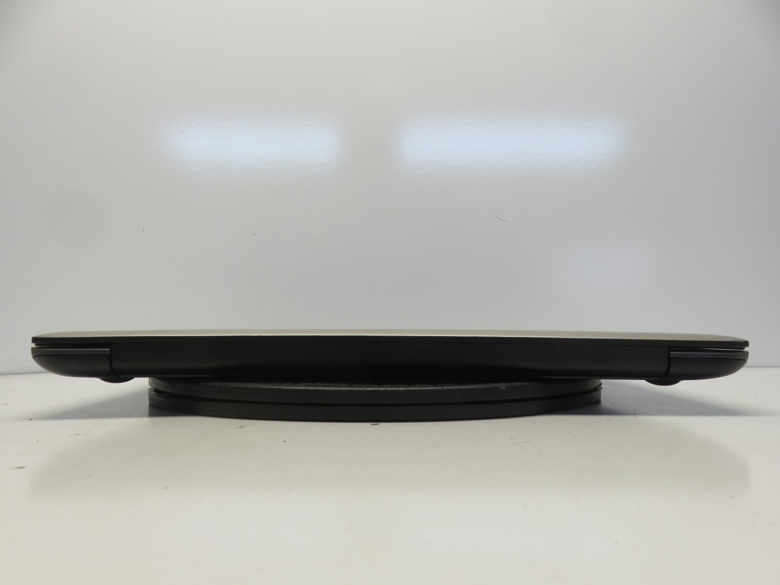 Asus F556U Intel i5-6200U 2.3GHz 8 GB NO HDD No Batt
