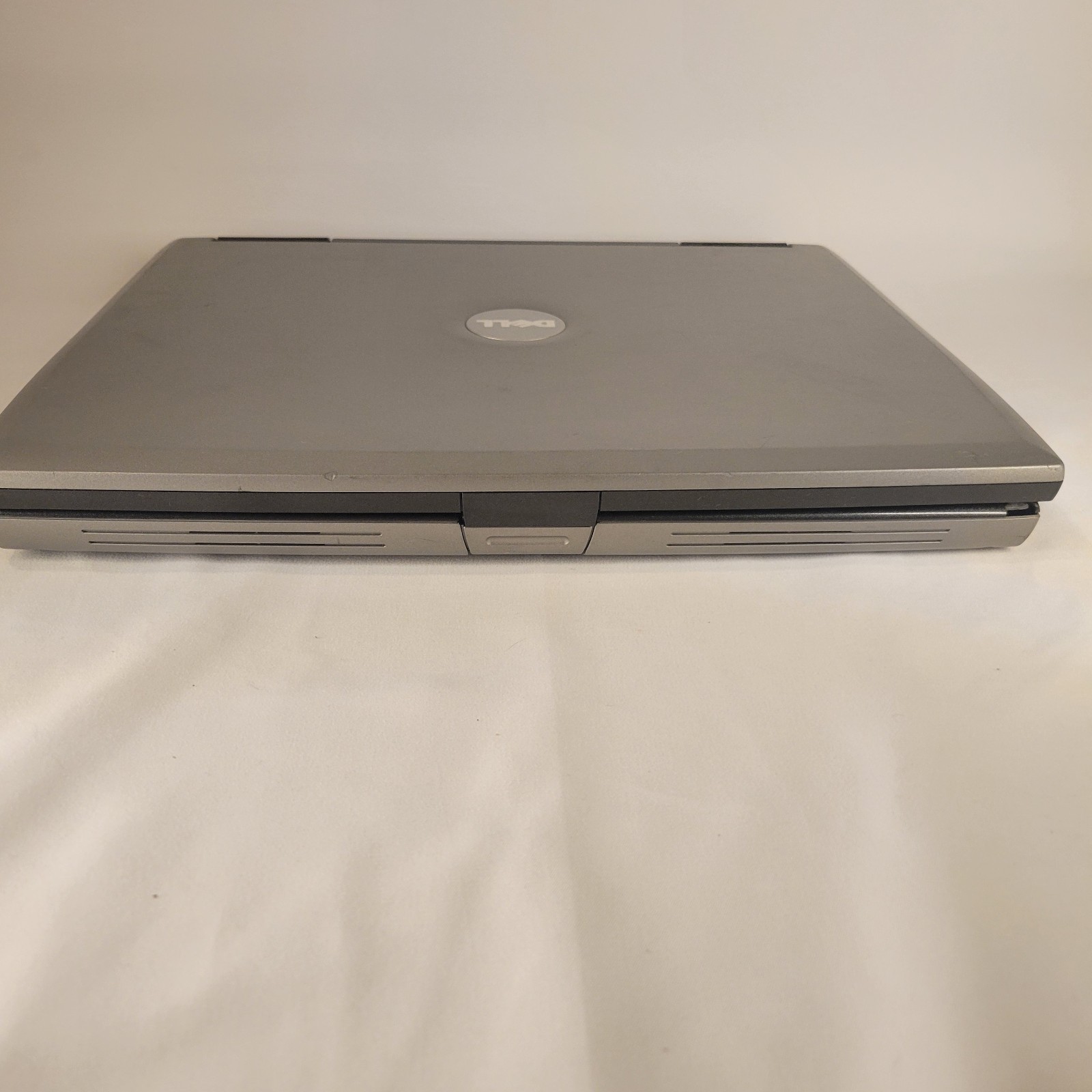 Dell Latitude D520 Vintage Laptop | Model PP17L | Untested For Parts / Repair