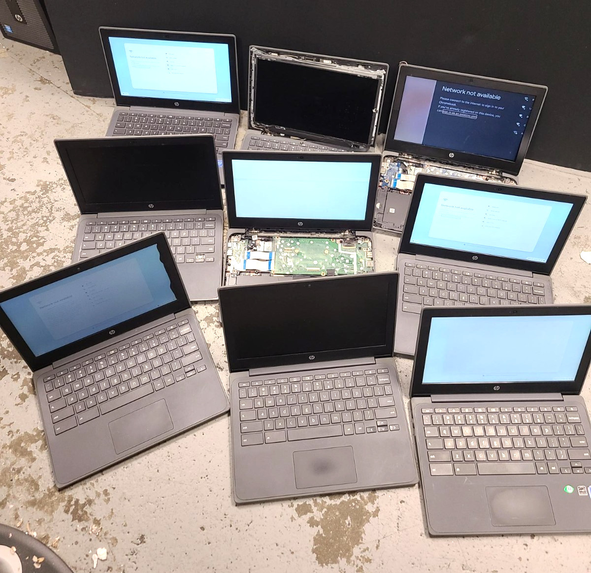Lot of 9 HP Chromebook 11A G8 EE No Chargers 4GB untested for parts