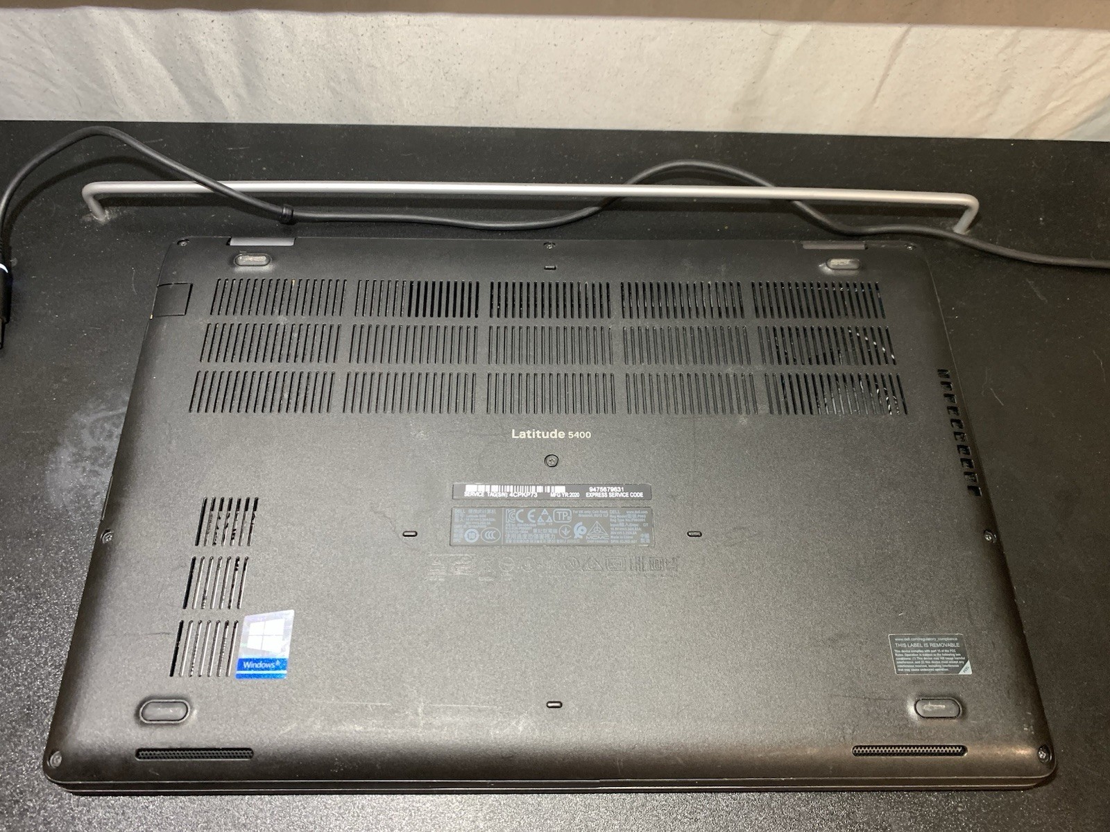 Dell Latitude 5400 i7-8665U 8GB 256GB SSD Win11 14in FHD Black