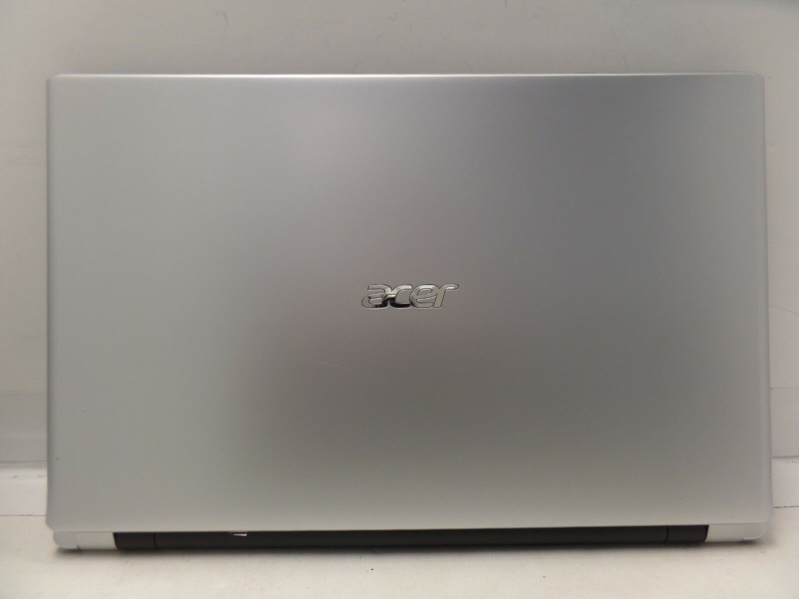 Acer Aspire Touch V5-571P-6609 15.6″ 1.80Ghz i5-3337U 8GB 1TB Win10 Backlit KB