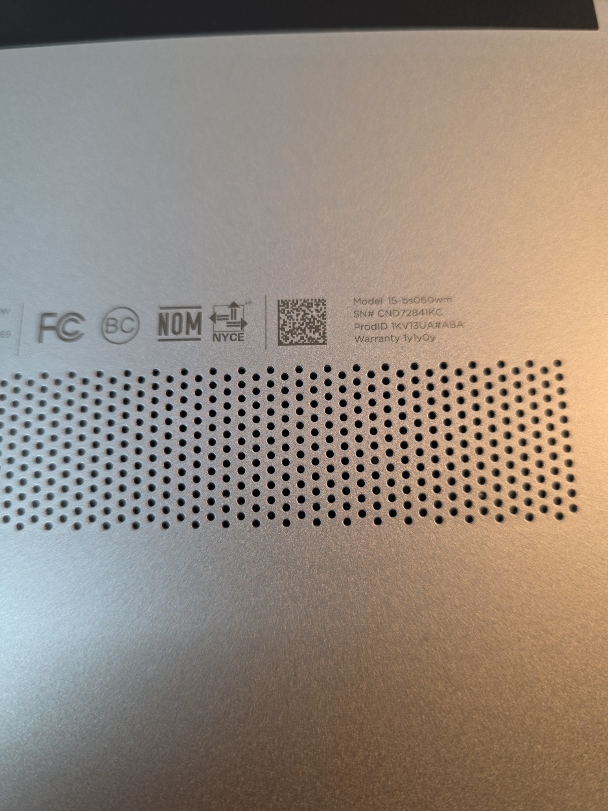 HP Pavilion 3168NGW 15.6″ Intel Core A6 9220 2.50Ghz 8GB RAM 250GB SSD